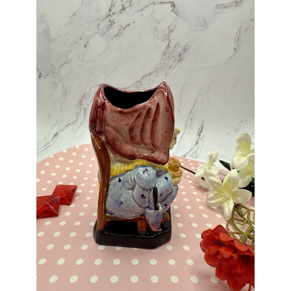 Vintage Burgess & Leigh Creamer Cup – "Sairey Gamp" – Made in England - Picture 2 of 10